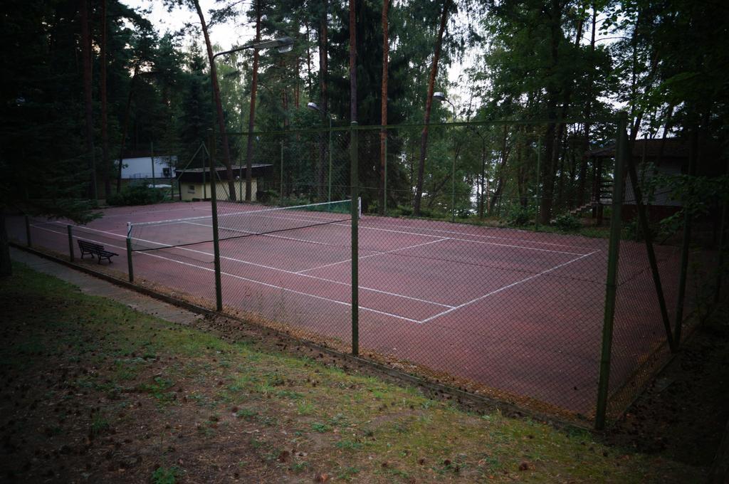 Ow Inter Piast Kalbornia - Z Wlasna Plaza Z Kapieliskiem I Przystania Dąbrówno Eksteriør billede