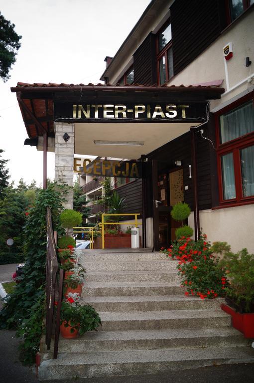 Ow Inter Piast Kalbornia - Z Wlasna Plaza Z Kapieliskiem I Przystania Dąbrówno Eksteriør billede